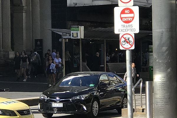 Article image for Wayward car drives through busy Bourke St Mall — ‘How’?