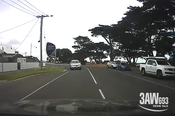 Article image for VIDEO: Tourist driving on wrong side of road on Victoria’s surf coast