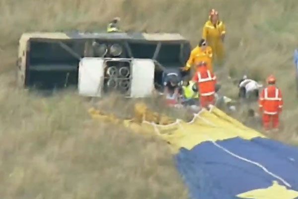 Article image for Emergency crews on site as hot air balloon suffers ‘hard landing’ north-east of Melbourne