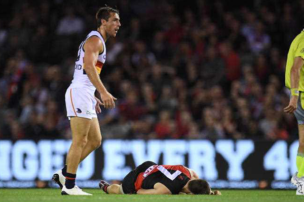 Article image for Crow midfielder reported for bump on Zach Merrett