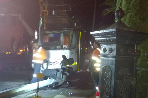 Article image for Tram driver in trouble over derailment causing Ascot Vale traffic chaos