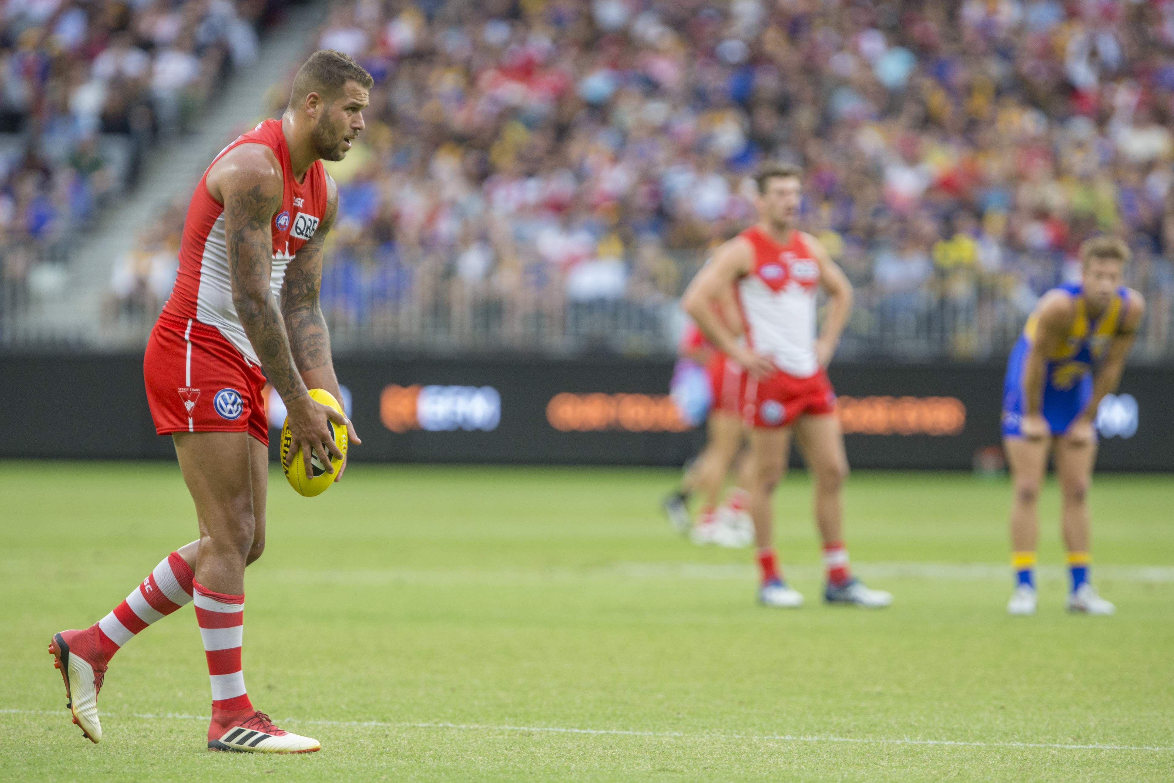 Article image for Swans claim Buddy injured himself at the new Perth stadium