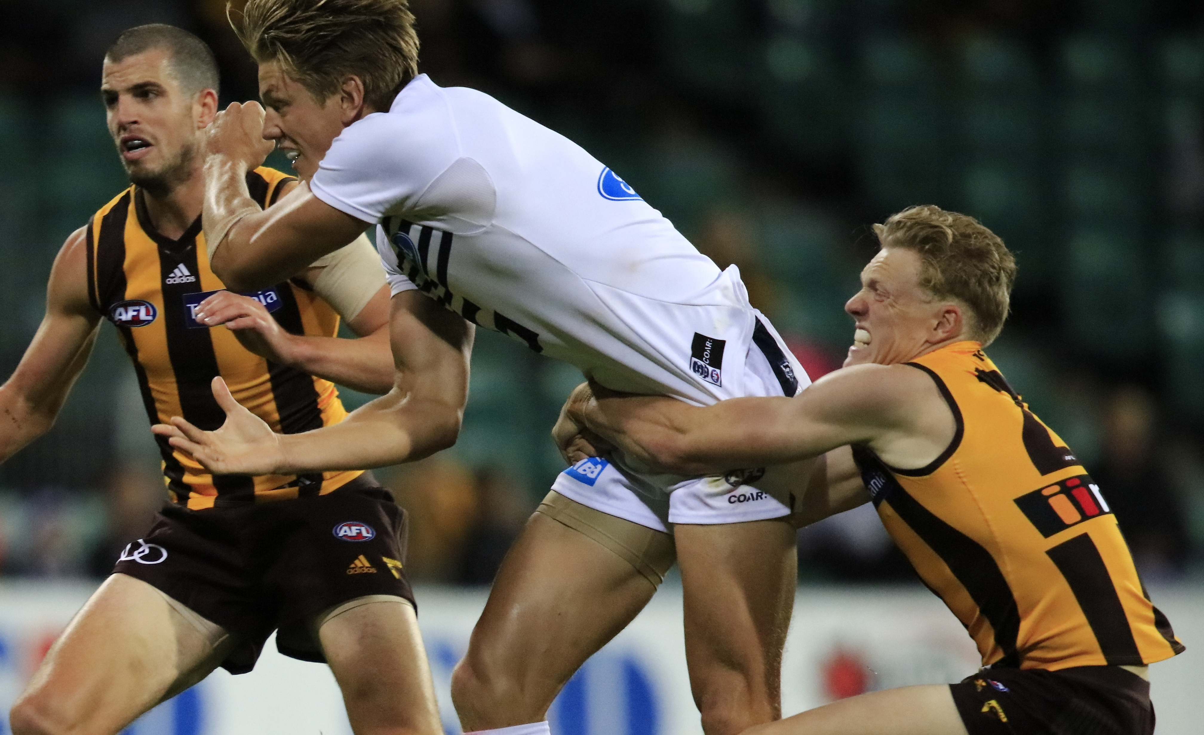 Article image for Are the unsociable Hawks back? Hawthorn star thrilled with return of the ‘mongrel’