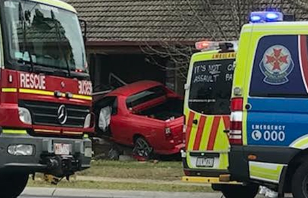 Article image for Red ute slams into Hoppers Crossing home