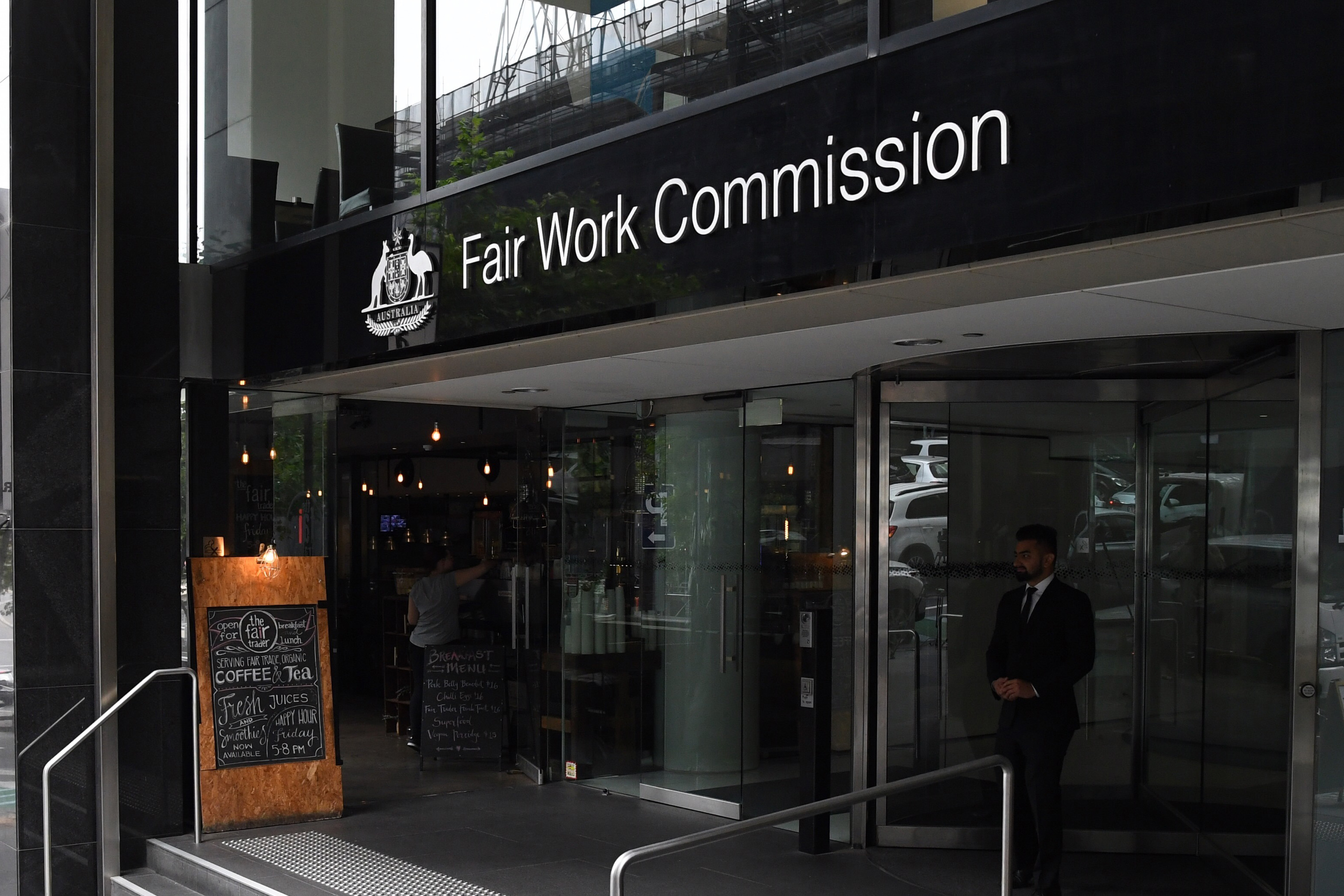 Article image for Fair Work Commission awards police officer the right to work four days a week