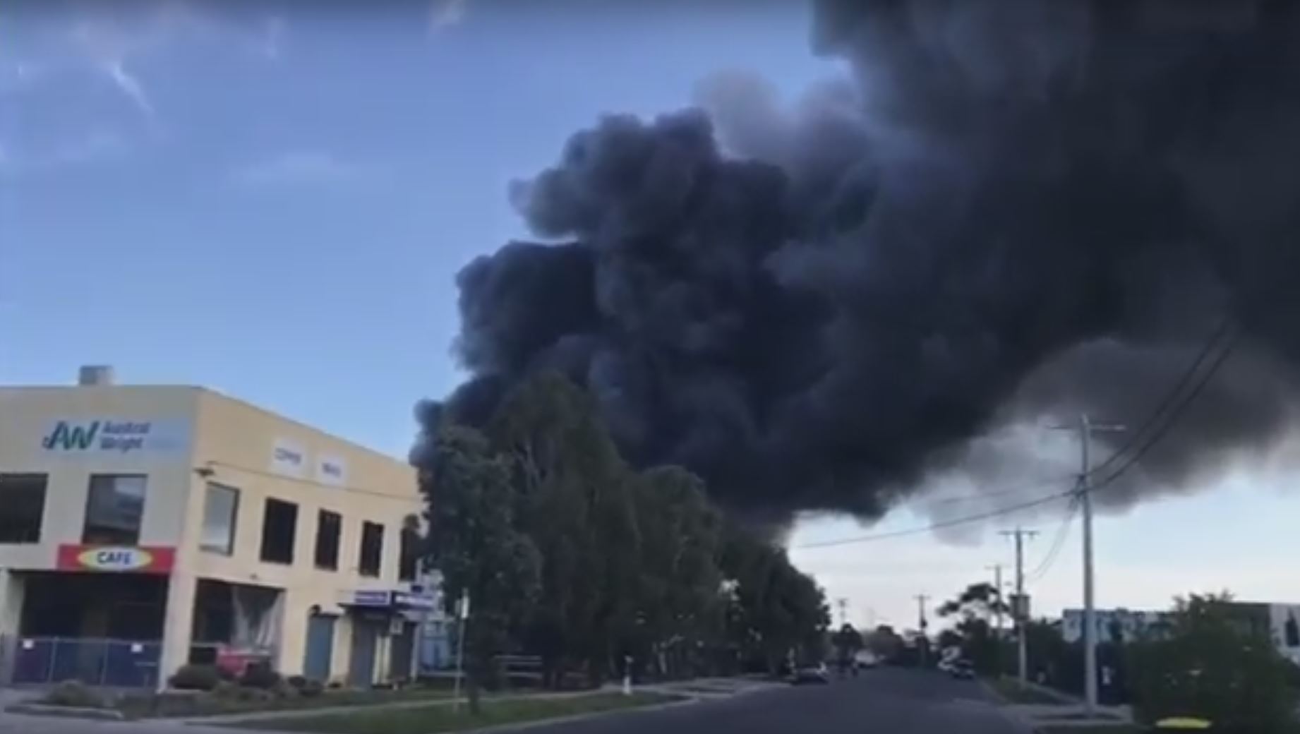 Article image for WATCH: Fire at a pasta factory in Somerton