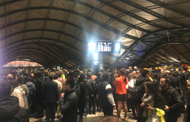 Article image for Faulty train sparks commuter chaos during peak hour