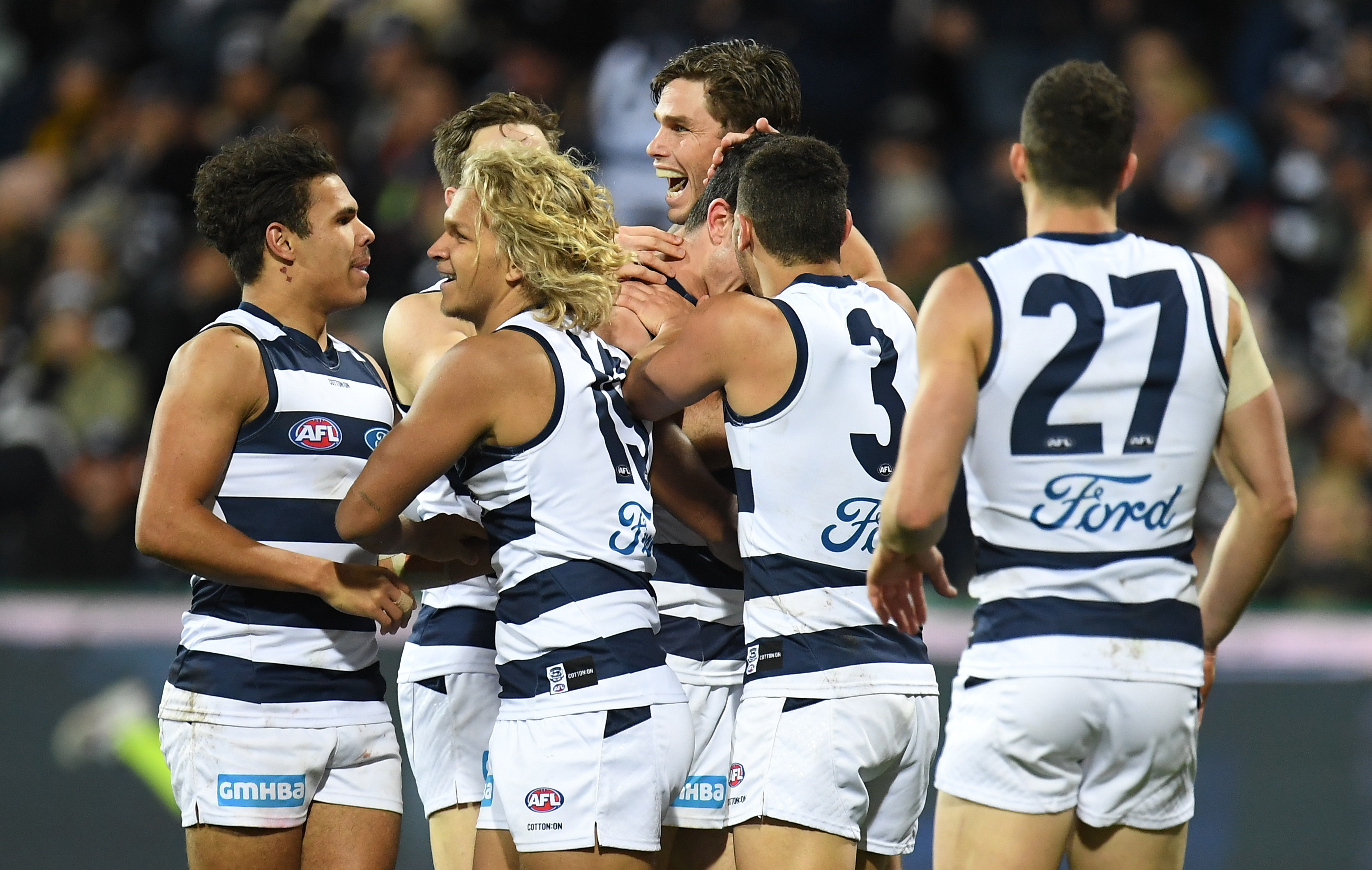 Article image for Geelong beats Melbourne in an after-the-siren thriller!