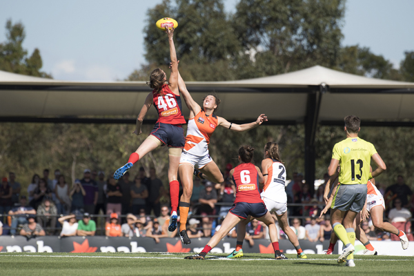 Article image for AFLW players ‘disappointed’ at proposed 2019 fixture