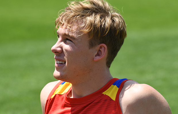 Article image for Tom Lynch stripped of Gold Coast captaincy, set to join Victorian club