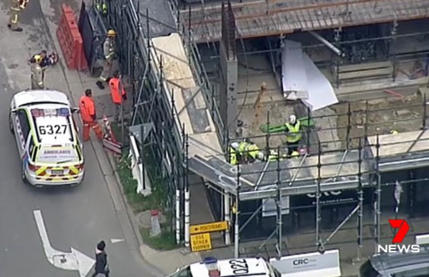 Article image for Crane chain snaps at work site, killing one and injuring others