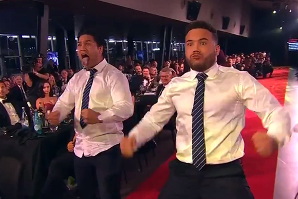 Article image for “That’s what respect looks like”: Players perform Maori haka in honour of Dally M winner