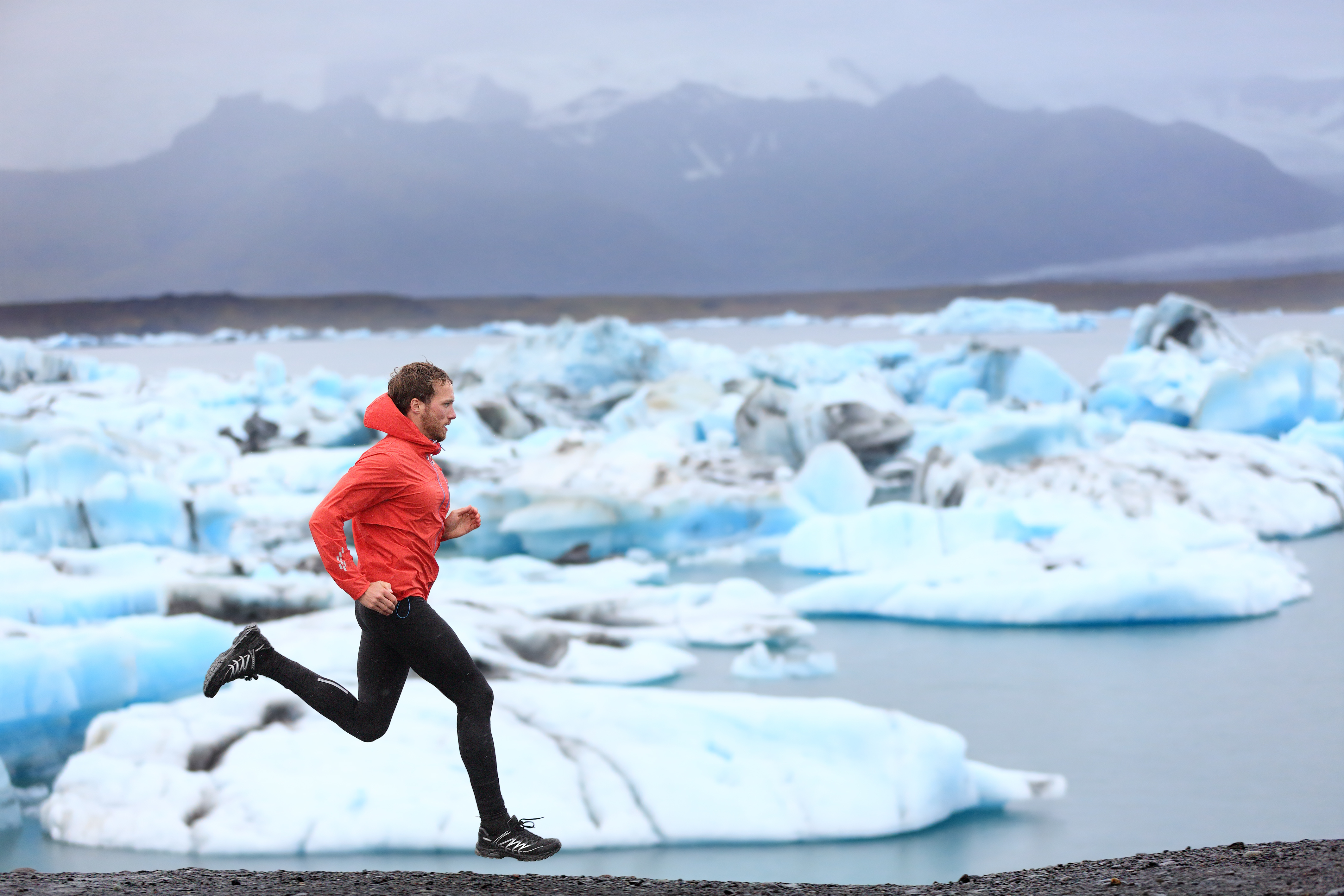Article image for Lawyer Justin Quill set to compete in unique Antarctica marathon