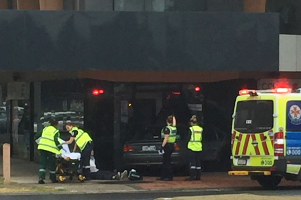 Article image for Car crashes into pizza shop in Werribee