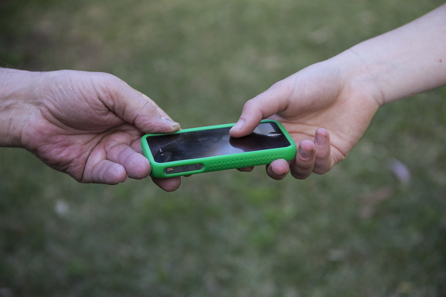 Surrendering Phone Stay secure – how to keep your data safe when recycling your old mobile ...