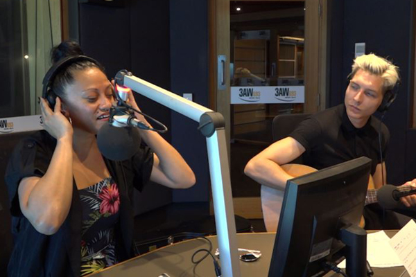 Emily Williams performs Aretha Franklin classic on 3AW Afternoons