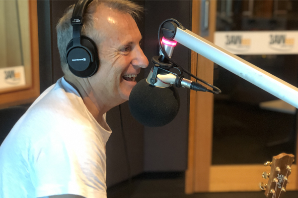 Article image for James Reyne performs ‘Reckless’ LIVE in the 3AW studio