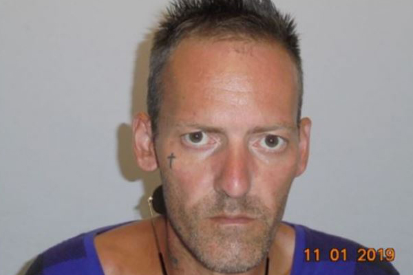 Article image for Face tattooed sex offender in stolen car flees police in Melbourne’s south east