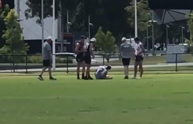 Article image for Jordan De Goey goes down at Collingwood training