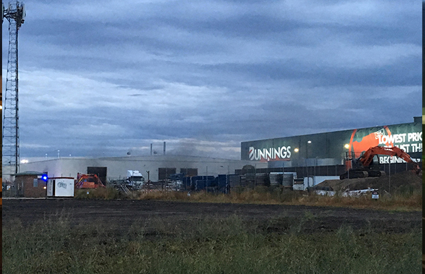 Article image for Cars alight in large Maribyrnong warehouse fire