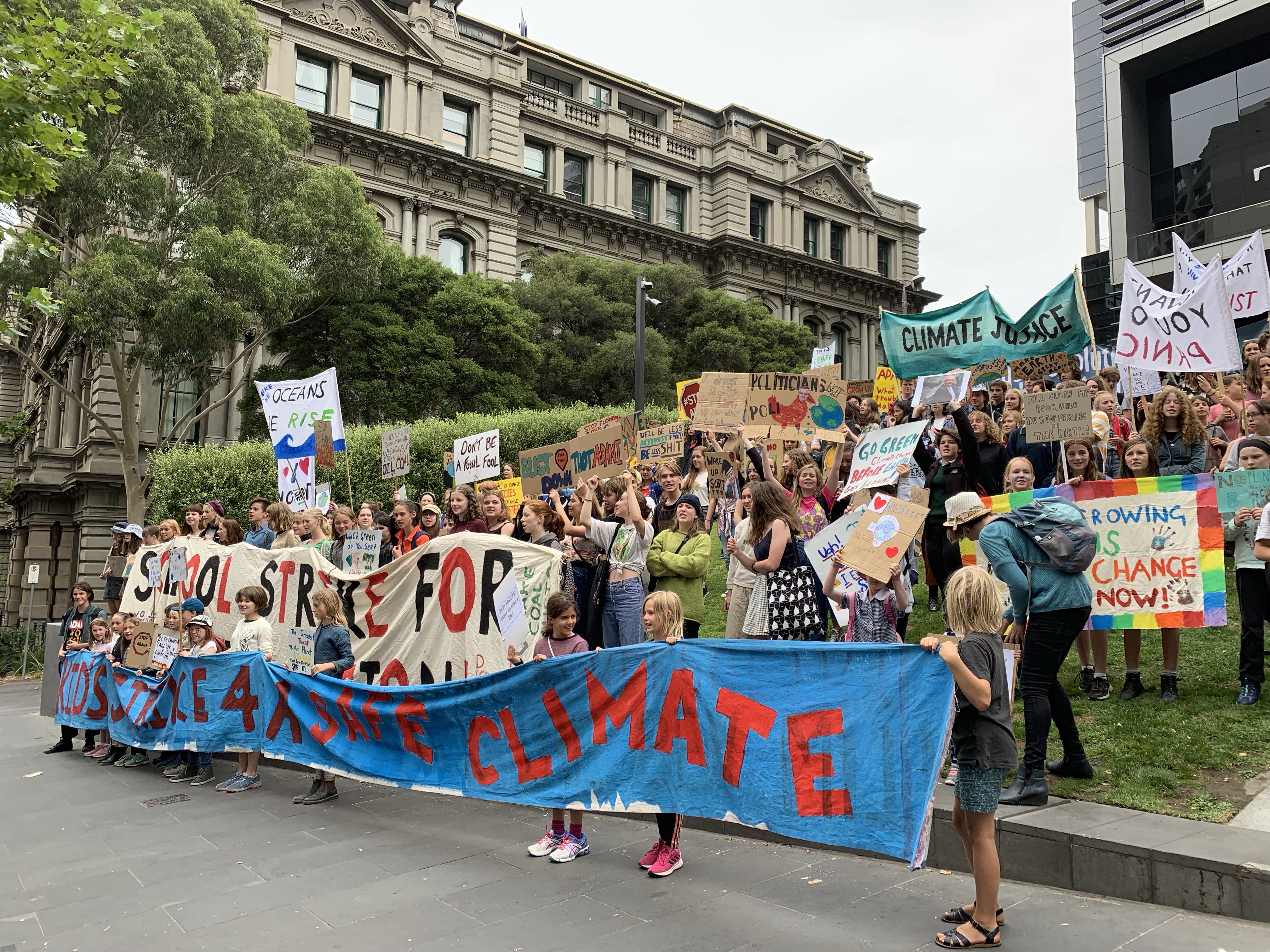 Article image for Organisers of kids climate strike don’t know what converting to renewables will cost