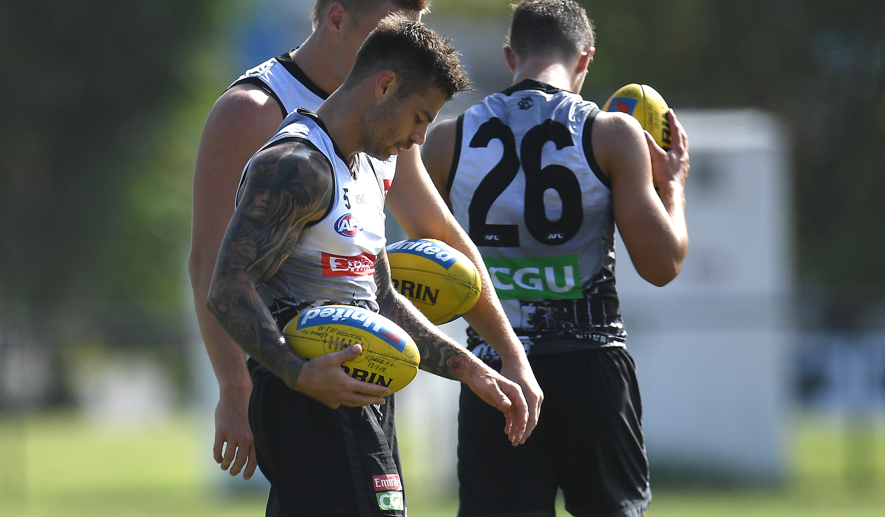 Article image for Collingwood and Essendon both make two changes for Anzac Day