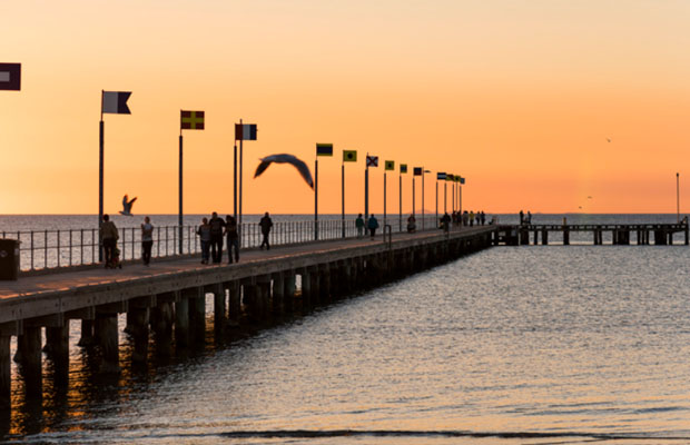 Article image for Mystery surrounds drowning off Frankston Pier