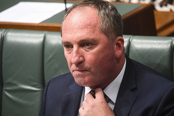 Justin Smith confronts Barnaby Joyce amid allegations that he misused his parliamentary allowance