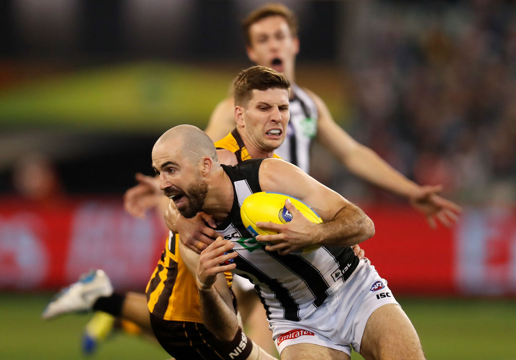 Article image for Star Collingwood midfielder refuses to call poor form a ‘crisis’