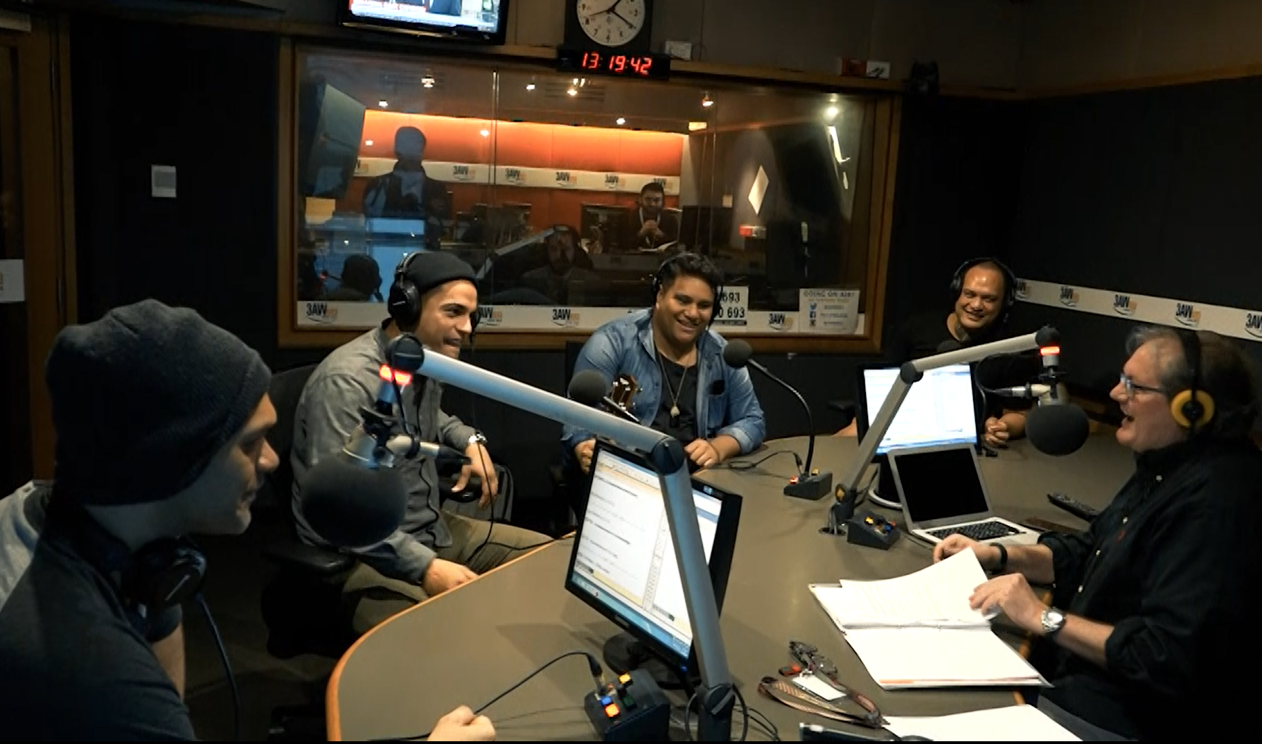 The Modern Maori Quartet perform live in studio