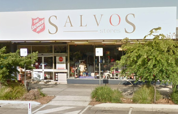Article image for Elderly man fined for leaving books outside Salvos store goes down swinging