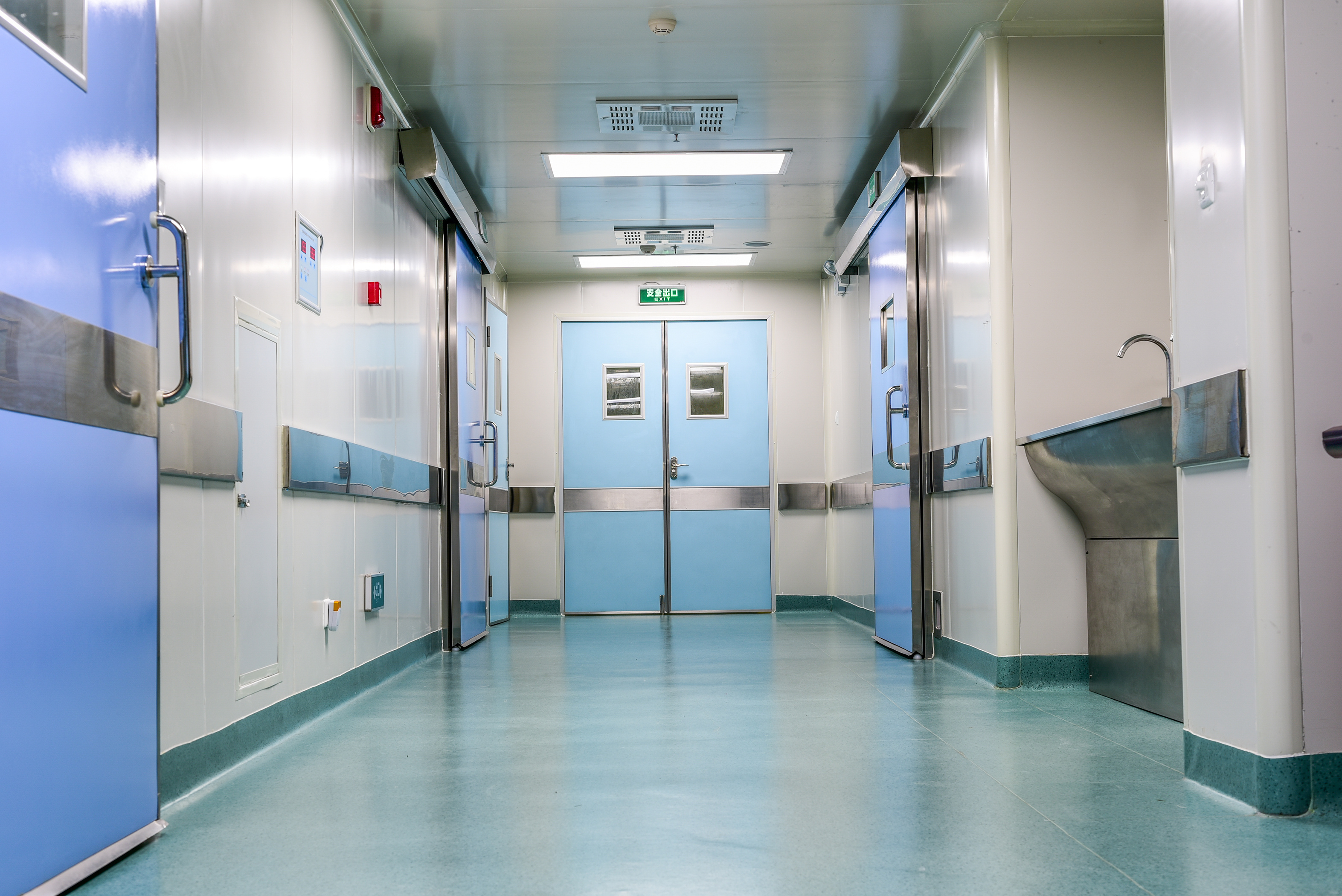 Article image for Elderly woman left lying on Victorian hospital hallway floor