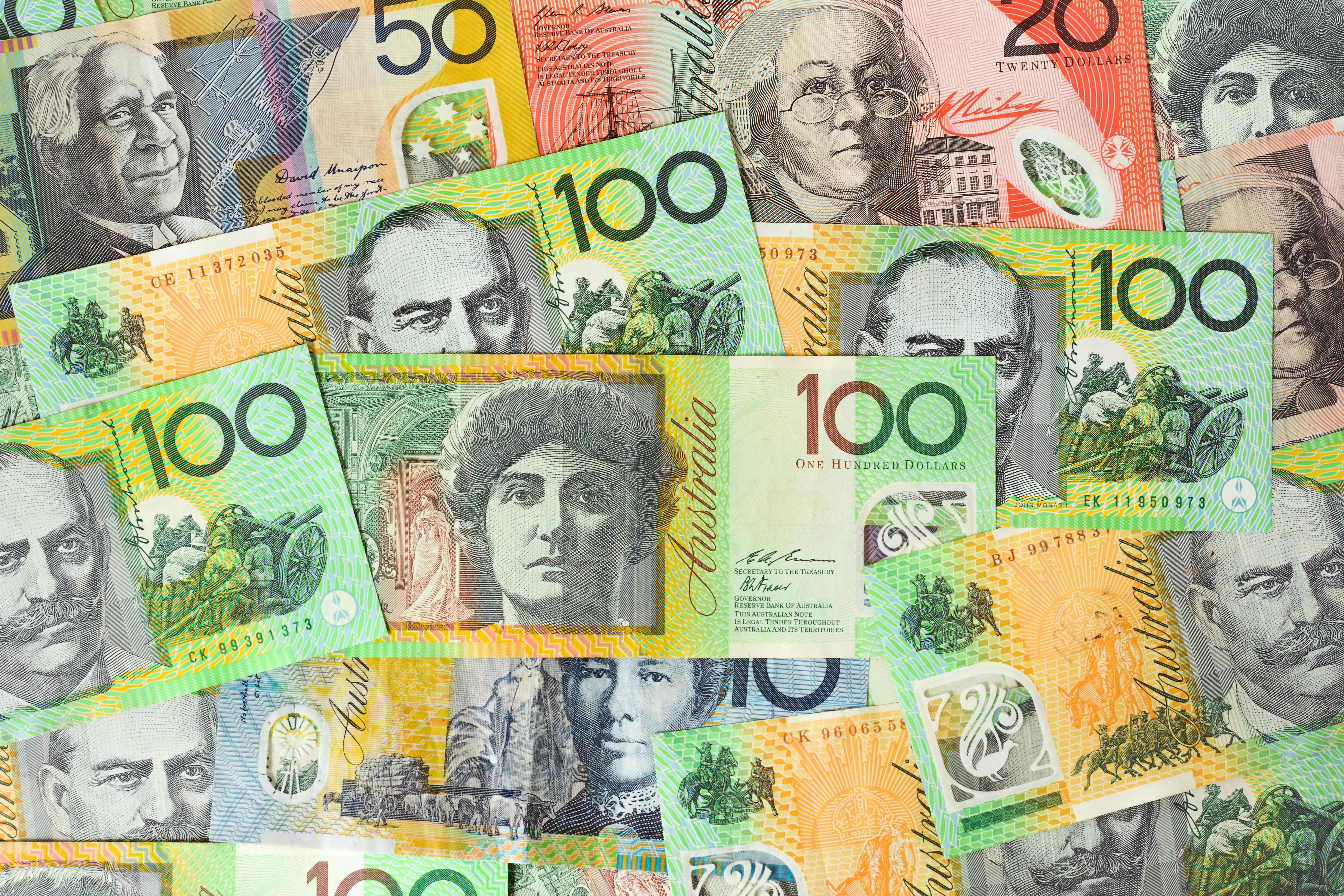 Article image for Paying more than $10,000 in cash could be a criminal act under ‘heavy handed’ proposed law