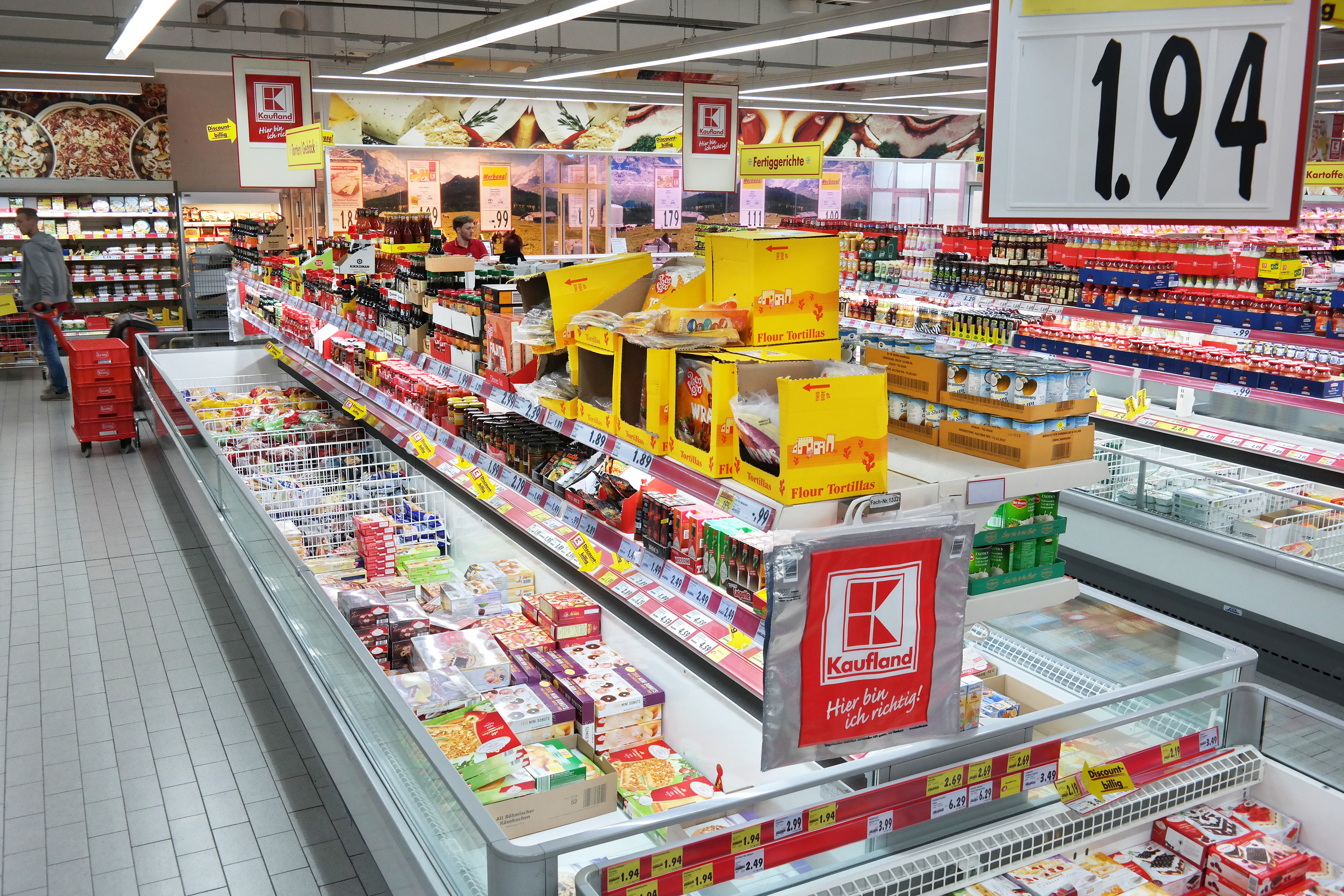 Article image for ‘It makes Aldi look like David Jones’: German supermarket giant to rock Aussie shores