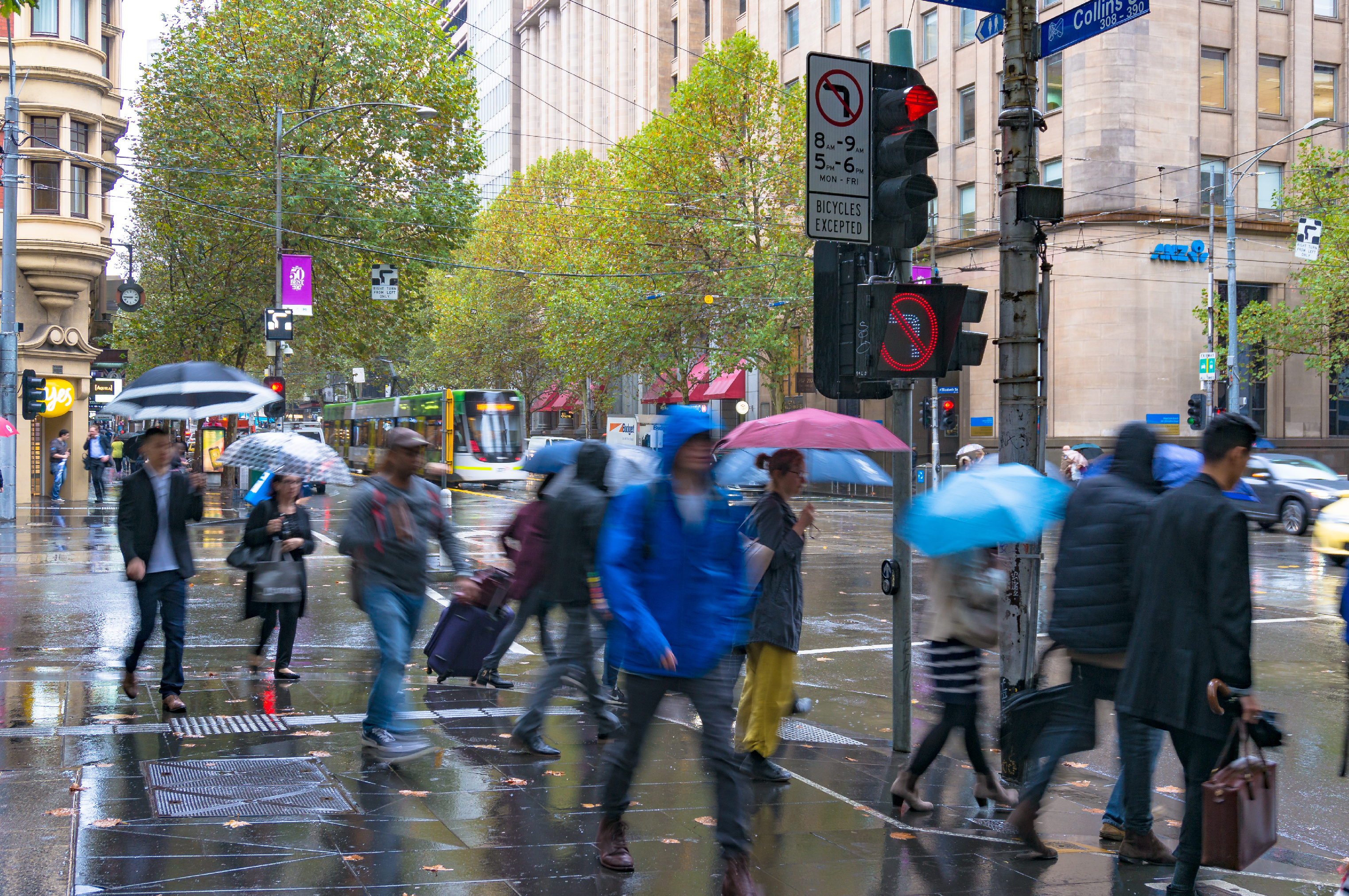 Article image for ‘Once a year’ damaging winds, thunderstorms, hail and snow to lash Victoria
