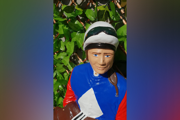 Article image for Have you seen Damien? Beloved jockey statue snatched