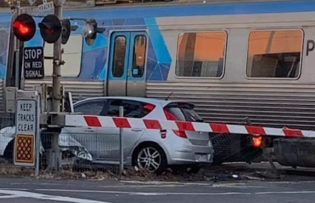 Article image for Spotswood smash sparks peak hour pain on multiple train lines