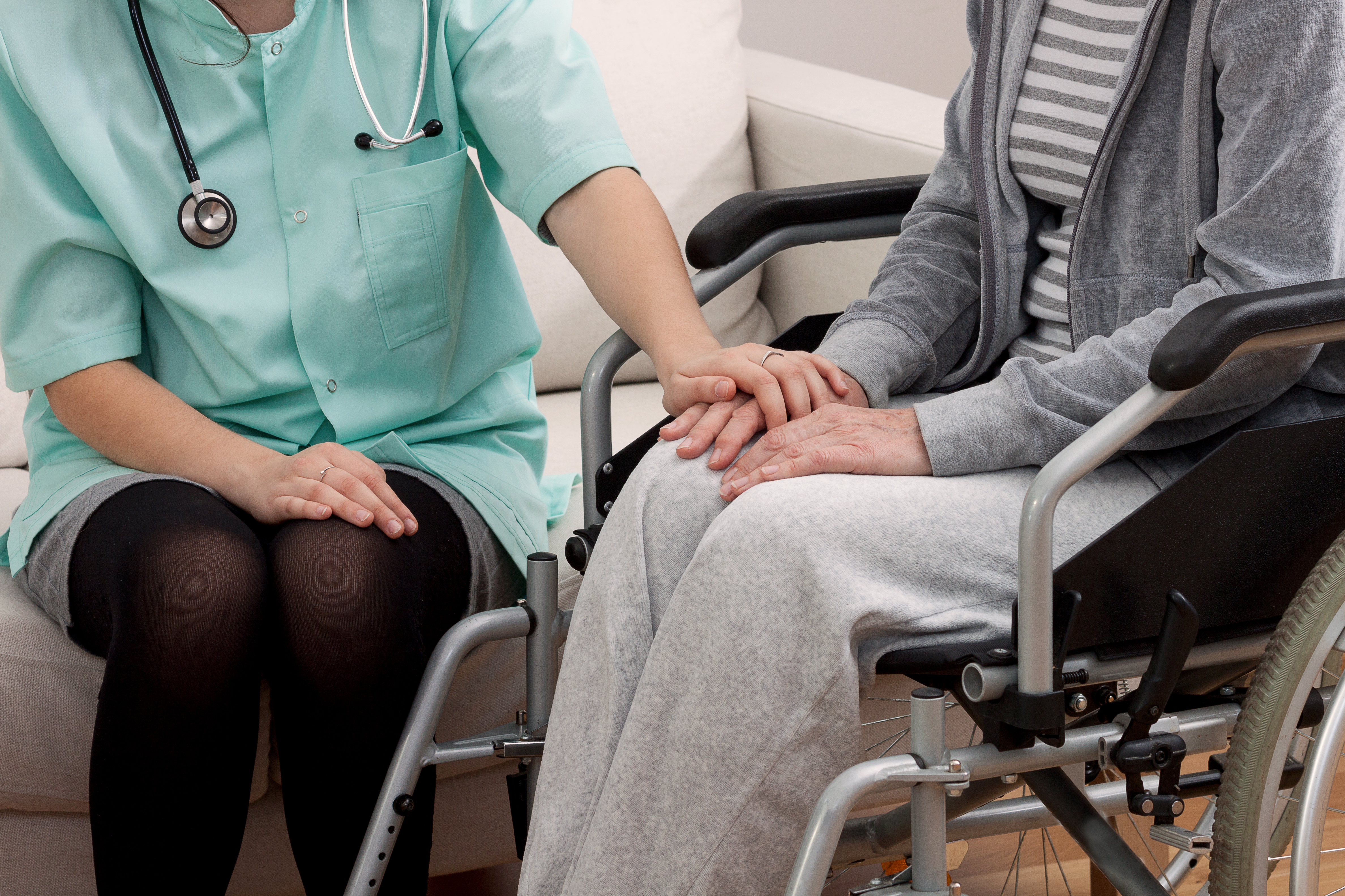 Article image for Doctors and nurses call for urgent action to fix aged care