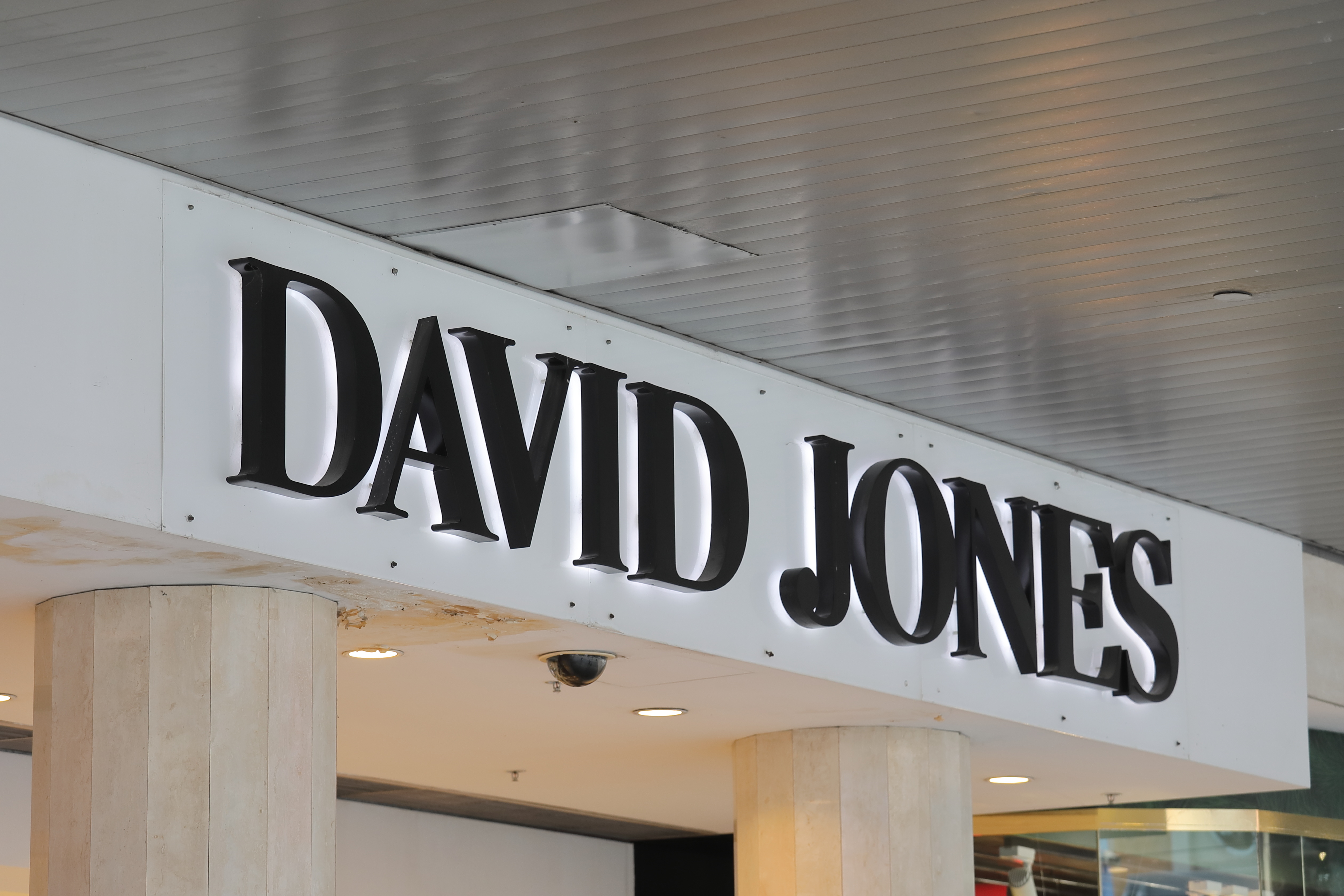 Article image for David Jones to close menswear store on Bourke Street mall