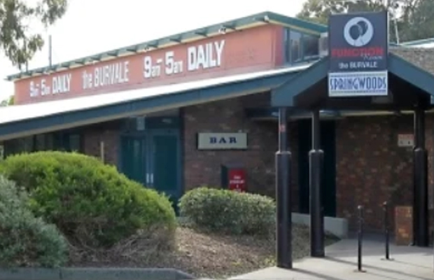 Article image for Pub Of The Week: Tony Leonard reviews the Burvale Hotel, Nunawading