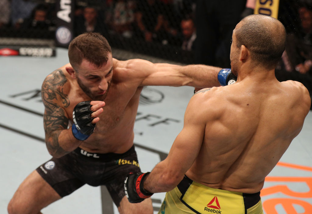 Article image for Neil Mitchell is joined in studio by Aussie UFC star Alex Volkanovski