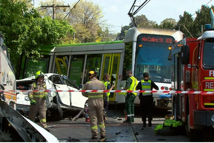 Article image for Third strike: Tram which ploughed through a Kew fence has derailed twice before