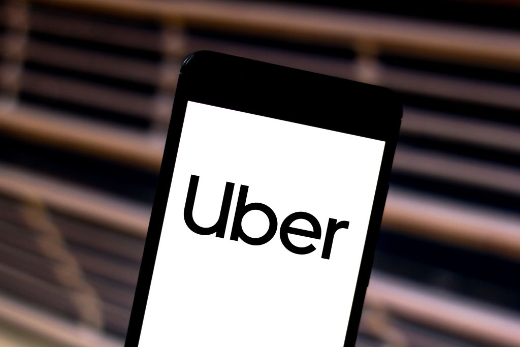 Article image for Uber issues ‘goodwill payments’ and ‘credits’ after Derby Day disaster