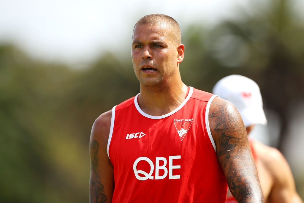Article image for Lance Franklin undergoes knee surgery, in doubt to play Round 1