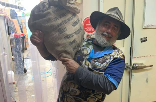 Article image for Hospitality industry rallies around ‘The Oyster Bloke’ during bushfire crisis