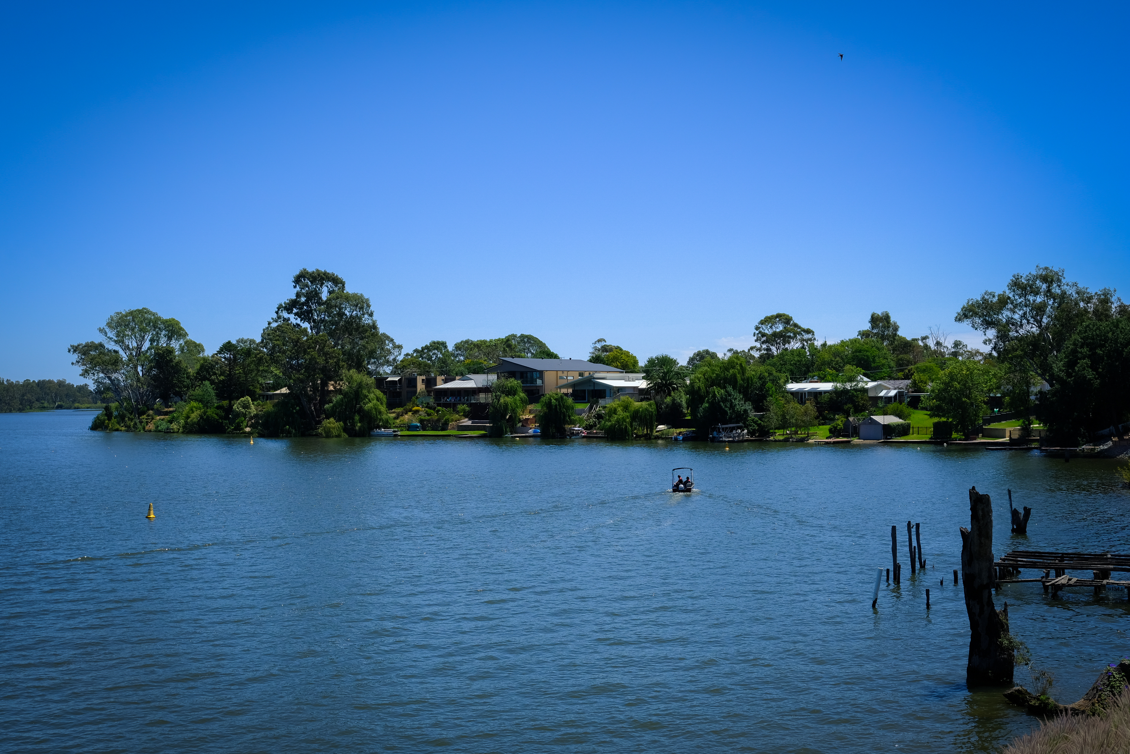 Article image for Scorcher reviews: Nagambie Brewery — ‘comfort pub food from a pretty vantage point’