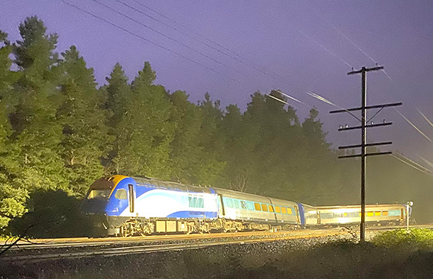 Article image for Two dead after Sydney to Melbourne passenger train derails near Wallan