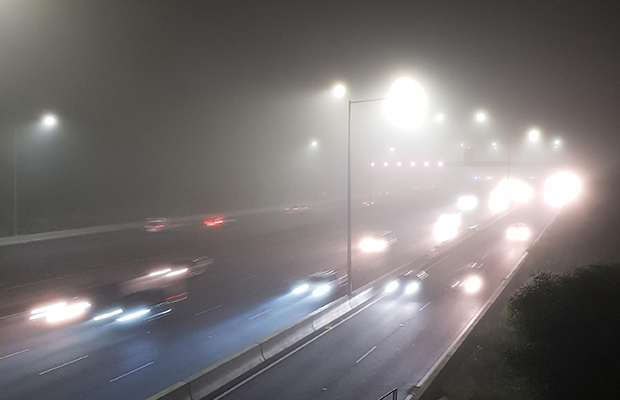Article image for Safety alert as thick fog descends upon Melbourne