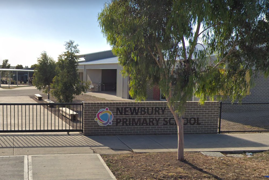 Article image for COVID-19 latest: Melbourne primary school closed after prep student tests positive
