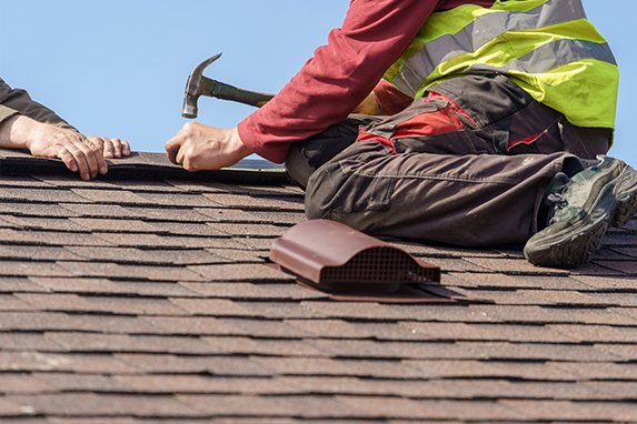 Article image for Melbourne woman ‘horrified’ after being scammed out of $3000 by roof repair conmen